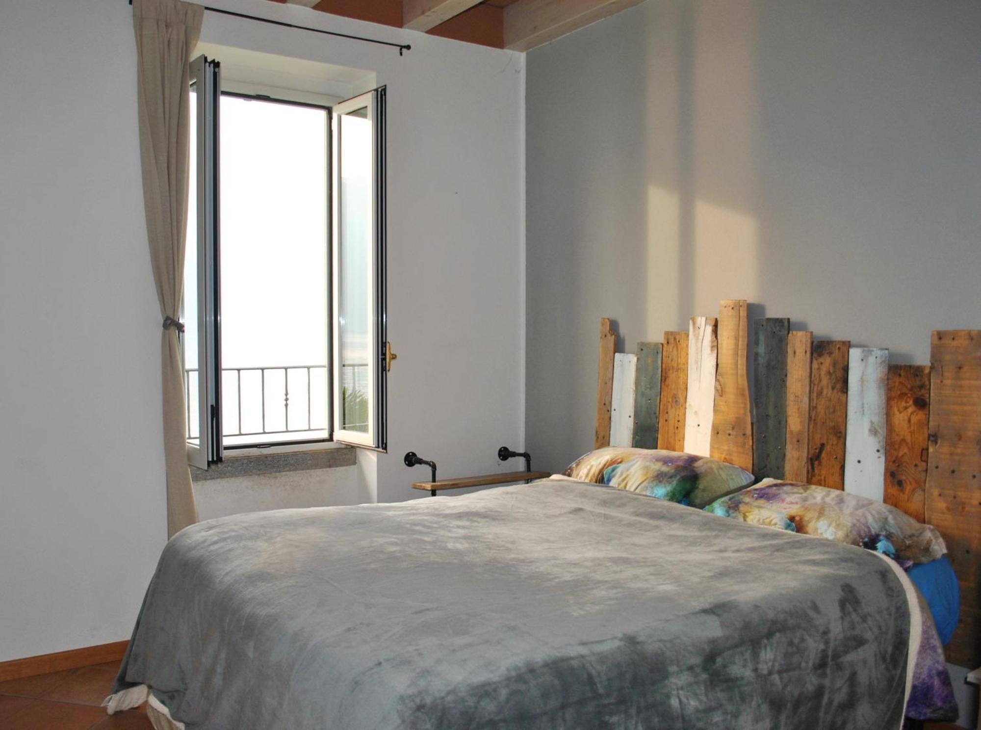 White Garden - Apartment With Access To The Lake เลียร์นา ภายนอก รูปภาพ