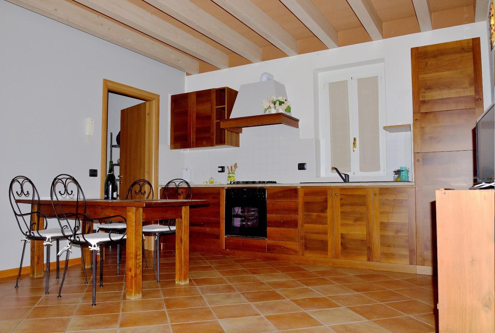 White Garden - Apartment With Access To The Lake เลียร์นา ภายนอก รูปภาพ